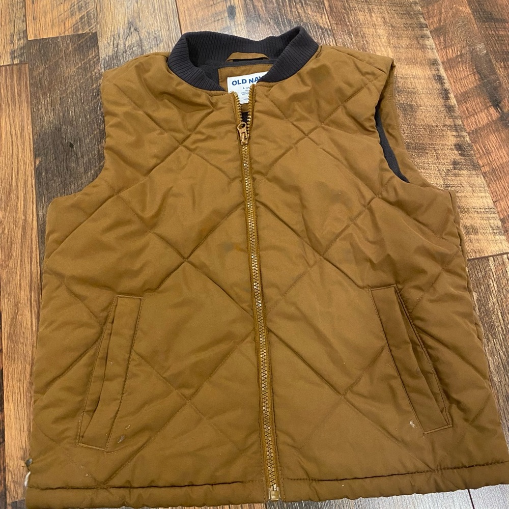 Boys Old Navy Tan khaki Quilted Jacket vest size large 10-12